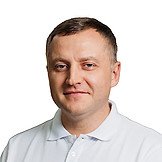 Врач Делов Роман Андреевич