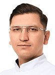Врач Манаков Максим Александрович