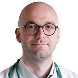 Врач Петров Дмитрий Владимирович